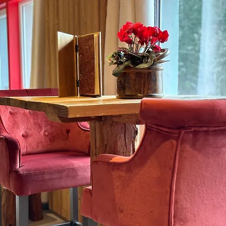 Les Secrets - & Appartement
