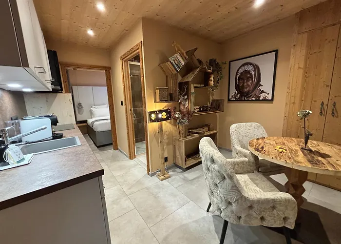 Les Secrets - & 몽트리옹